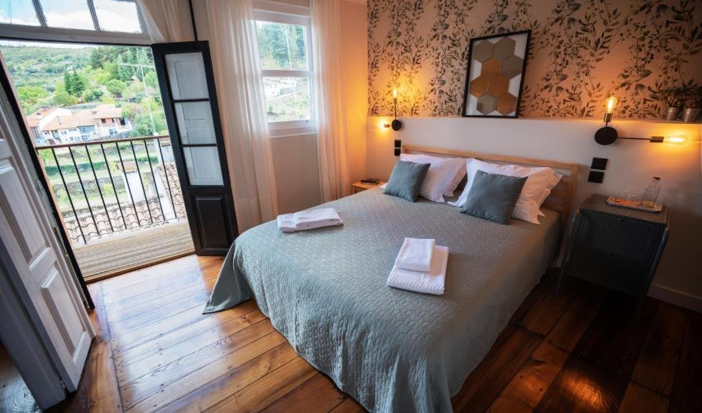 Inn Door 21 - Hostel & Suite บรากันซา ภายนอก รูปภาพ